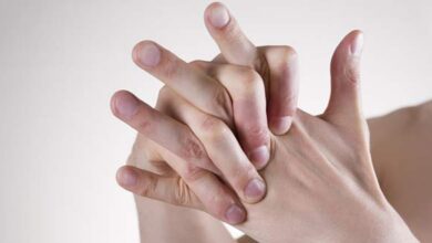 آرتریت دست چیست و چگونه درمان می شود؟